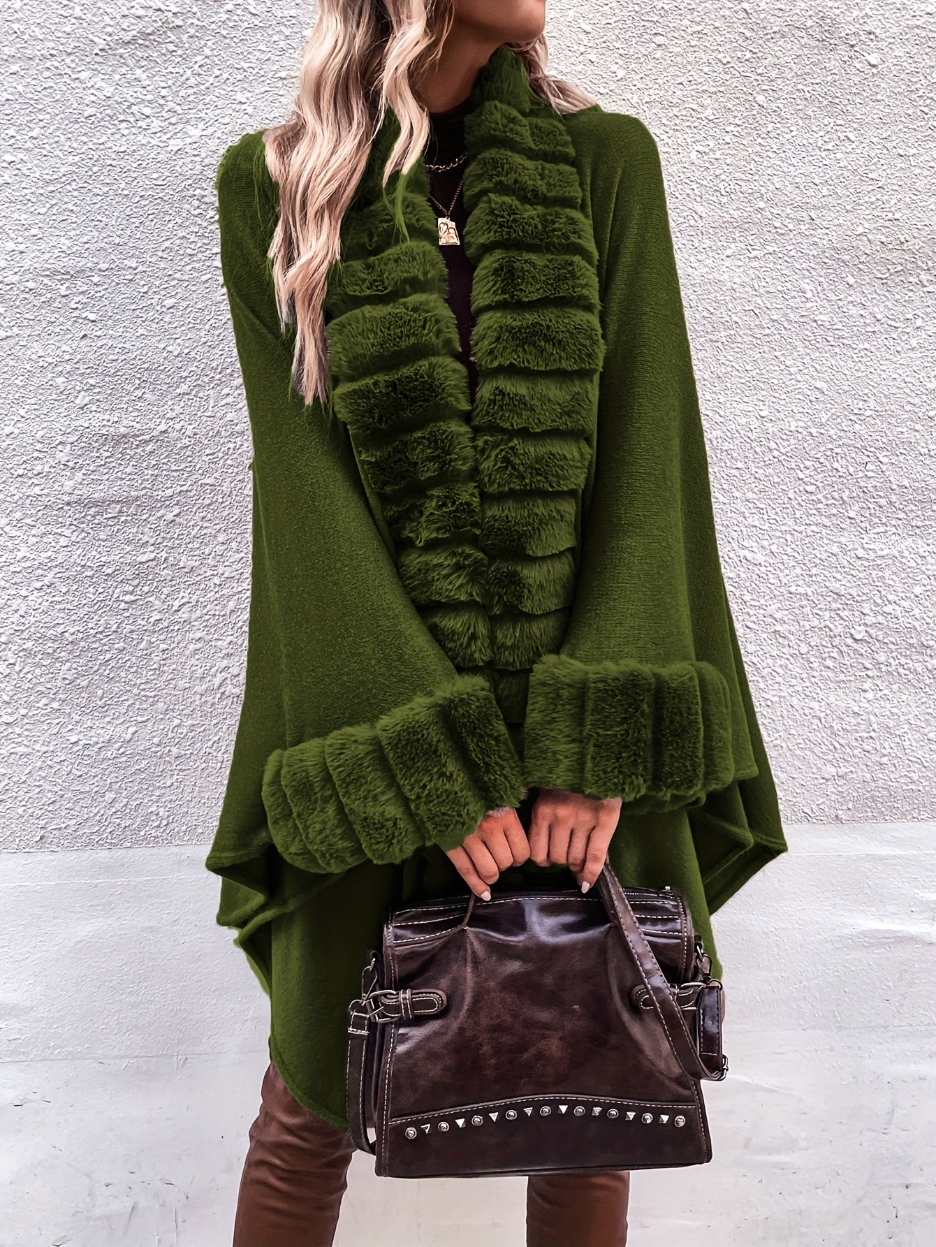 Witomiła™ | Kardigan z Sztucznego Futra z Frędzlami